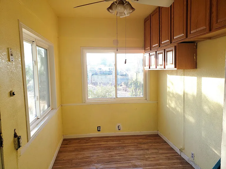 612 S Lake St — Photo 7