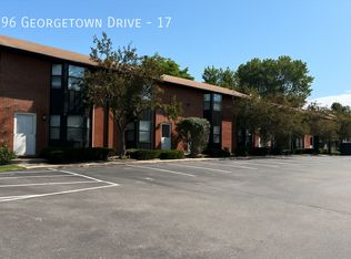 196 Georgetown Dr APT 17, Delaware, OH 43015