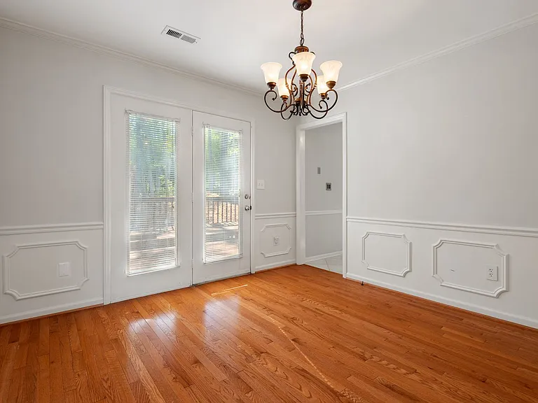 1 Trump Ct — Photo 9