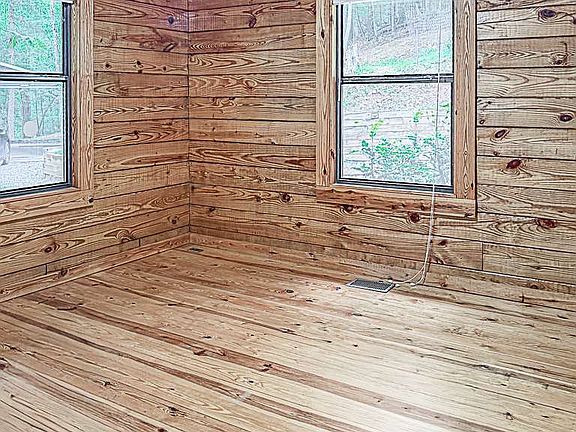 5th image of 290 Ruby Ln #3328R