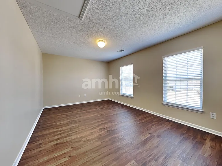 8545 Chloe Ln — Photo 18