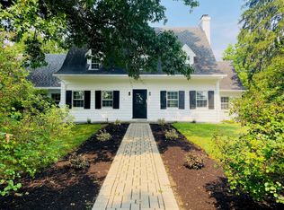 4305 Drake Rd, Indian Hill, OH 45243