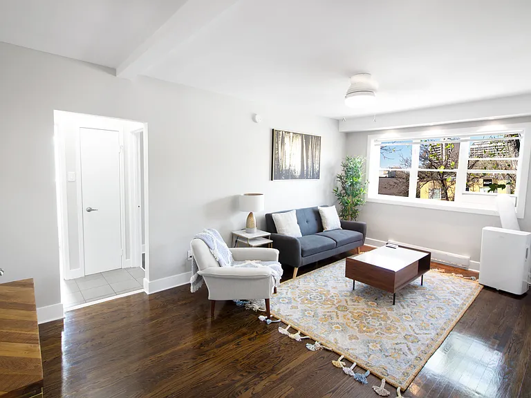 700 Corydon Ave #15 — Photo 25