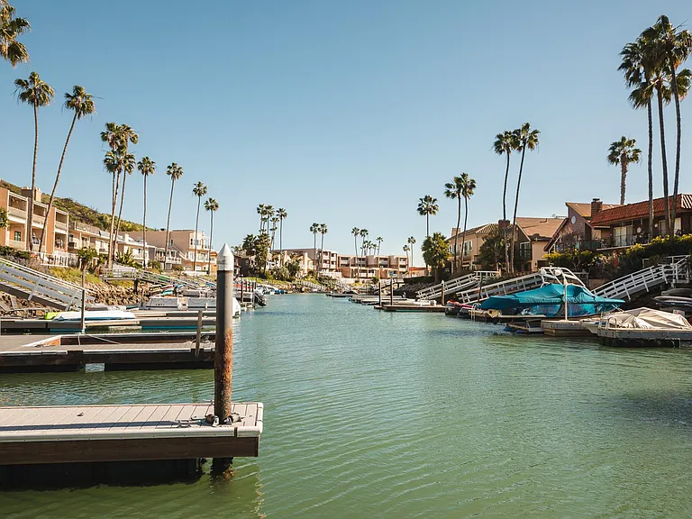 Beautiful salt water lagoon access