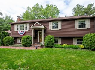 91 Bourne Rd, Plymouth, MA 02360