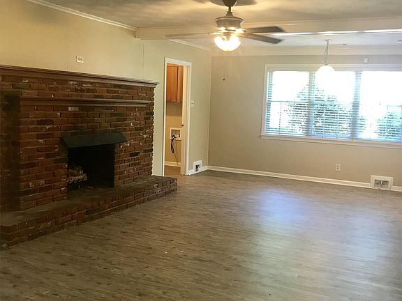 4th image of 3101 Fairborn Dr