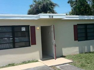 708 W 6th St, Riviera Beach, FL 33404