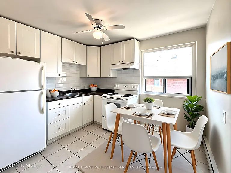 2329 Belyea St #3 — Photo 10