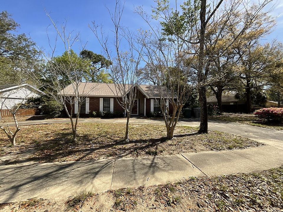 1st image of 4260 Baywoods Dr
