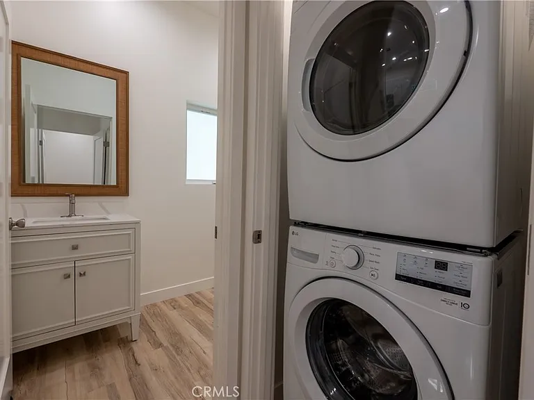 10419 Amigo Ave #1/2 — Photo 5