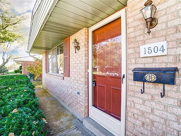 4th image of 1504 Beaver Creek Ln