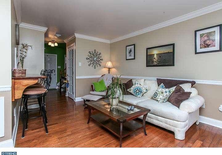 2nd image of 158 Mansion House Dr
