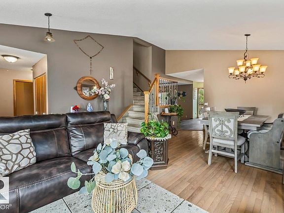 4th image of 16 Harrold Pl