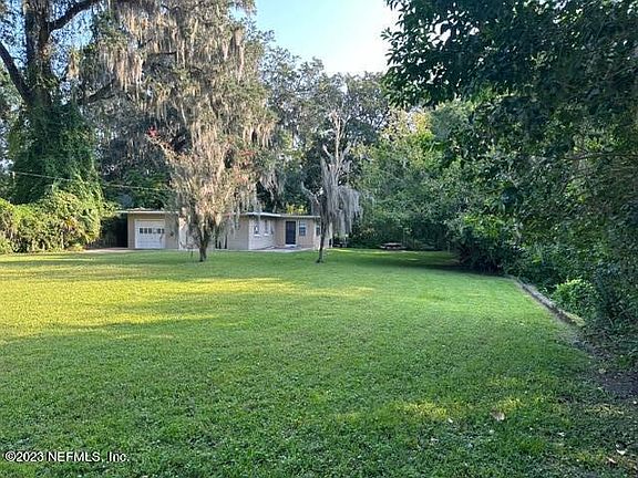 2nd image of 2939 MANITOU Avenue