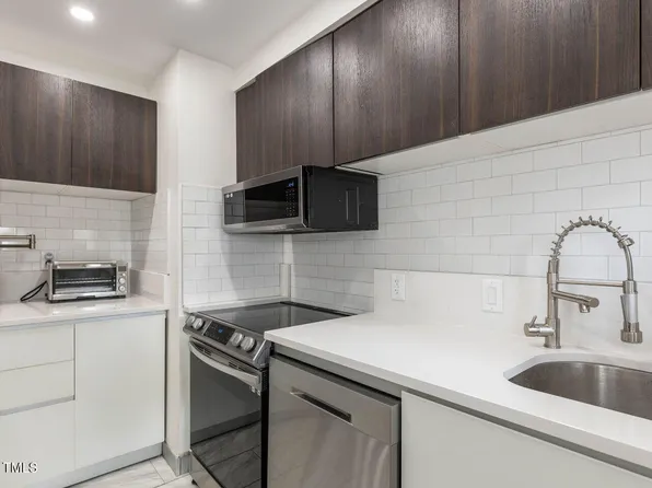 1906 Smallwood Dr, Raleigh, NC 27605