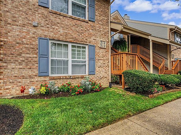 2nd image of 312 Waterfront Pl