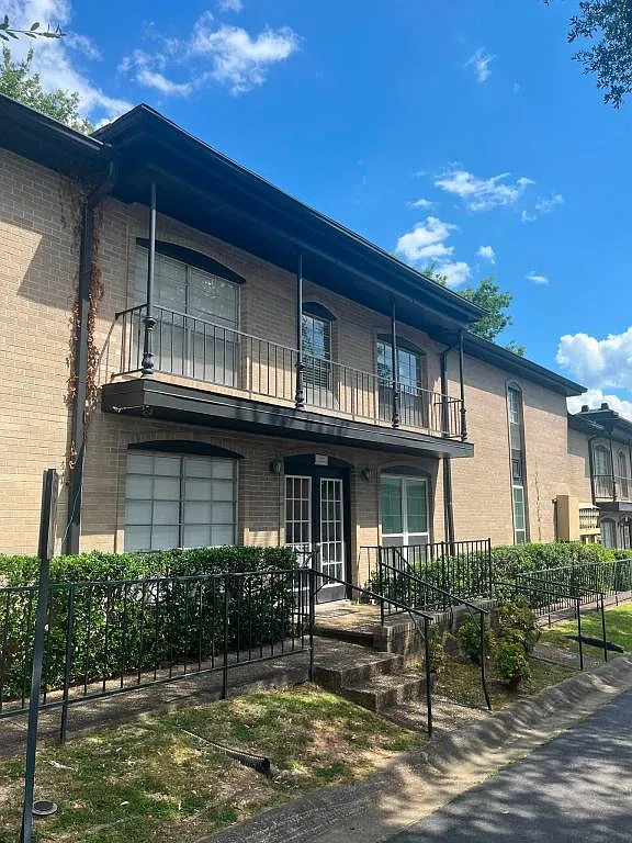 1601 North Bryant Street, Unit 44 — Photo 1