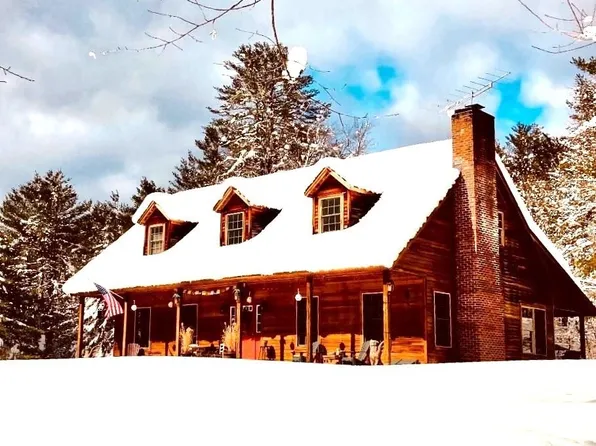 64 Gleason Farm Lane, Jamaica, VT 05343