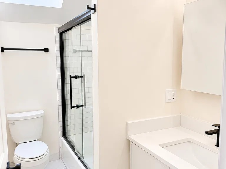 21 Neil Ln #B — Photo 12