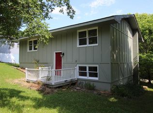 257 Division St, Forsyth, MO 65653