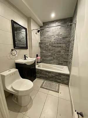 Rented by Hagstrom Management Inc | media 16