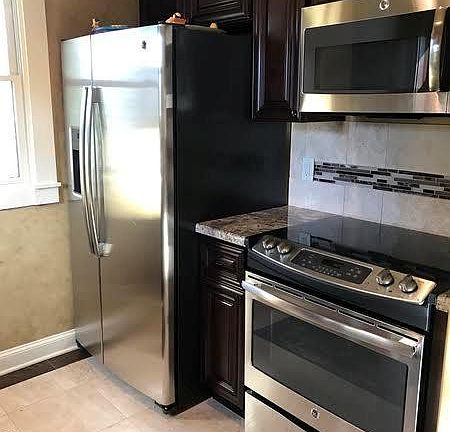 2nd image of 1127 Bayland Ave