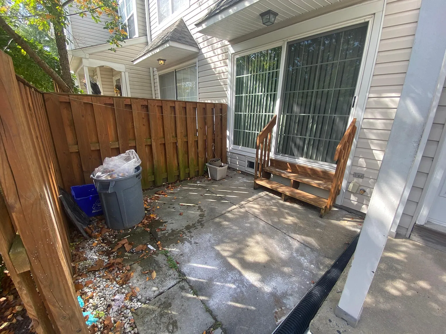 2 bed, 1.5 bath, 1436 sqft, $2,700 — Photo 2