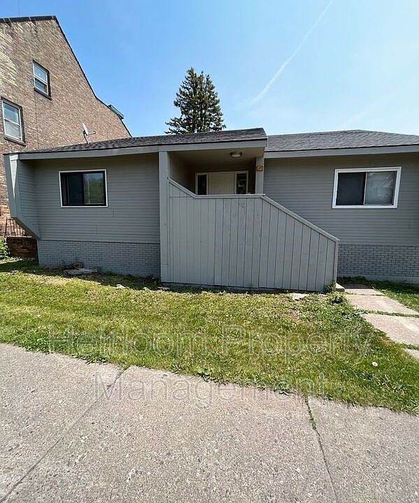 1526 E Superior St APT 1, Duluth, MN 55812 Zillow