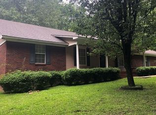 1069 Northwoods Dr, Grenada, MS 38901