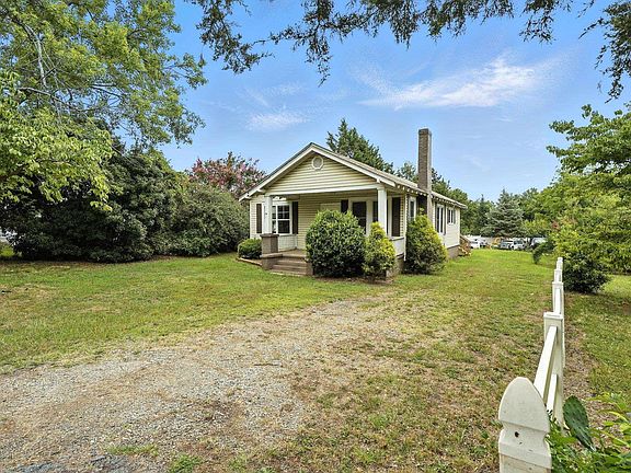 5th image of 8490 Dandelion Ln