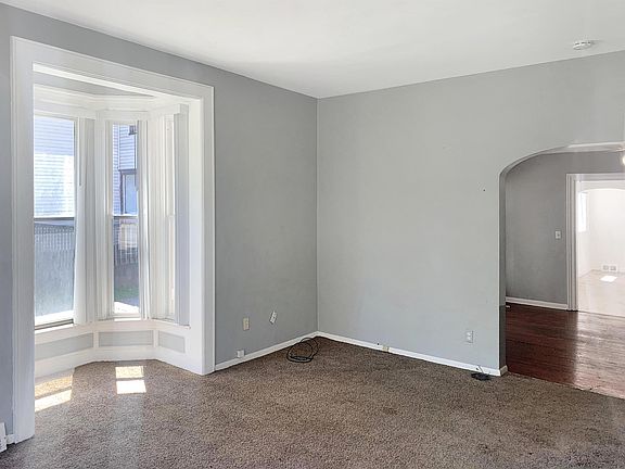 3rd image of 731 Turner Ave NW #1