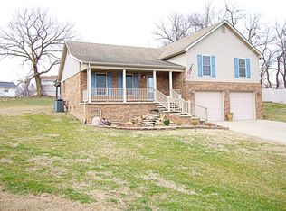 985 Scaffold Cane Rd, Berea, KY 40403