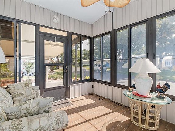 4th image of 72 COTTAGEWOOD DRIVE #29