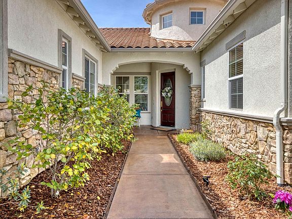 3rd image of 3567 Hazeltine Ln