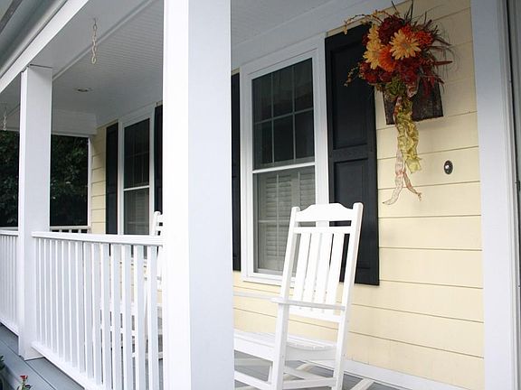 2nd image of 56 Crestwood Cir
