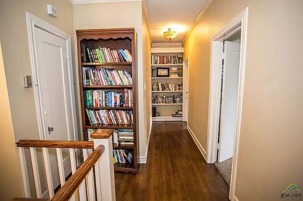 1323 S Donnybrook Ave — Photo 14
