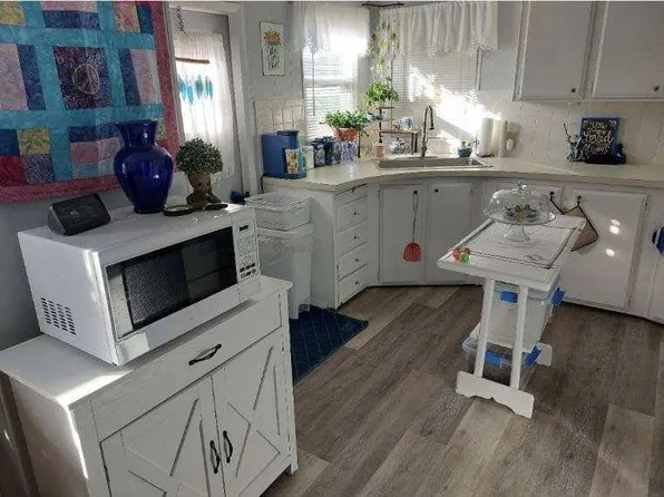 460 Holiday Blvd, Lakeland, FL 33815