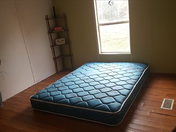 4th image of 14139 24th St