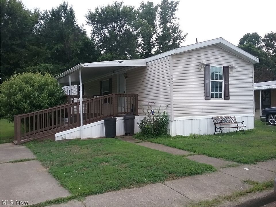1st image of 602 Sandpiper Ln SE