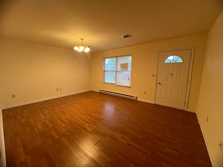 303 Ledge Dr — Photo 4