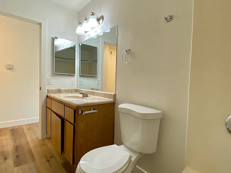 Villa Hermosa Apartments — Photo 35