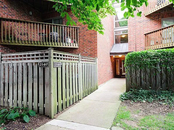 2140 N Lincoln Ave APT 5103, Chicago, IL 60614