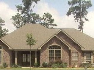 555 White Chapel Rd, Carriere, MS 39426