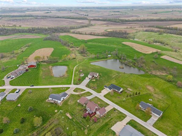 2942 N Dr, Parnell, IA 52325
