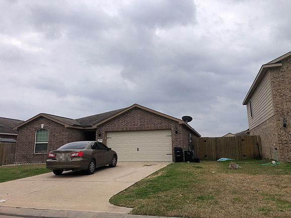 2nd image of 8730 Leclaire Meadow Dr