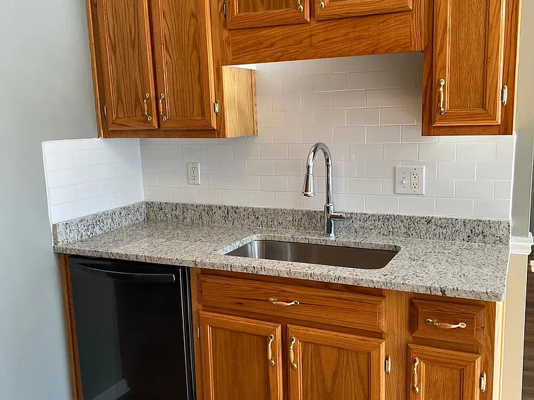 106 Oakwood Cir — Photo 9
