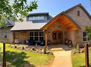 12323 Red Bud Dr, Norman, OK 73026