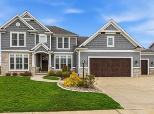 3812 Patriot Ln, Champaign, IL 61822