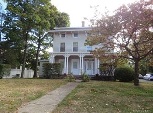 198 Flax Hill Rd APT 3, Norwalk, CT 06854