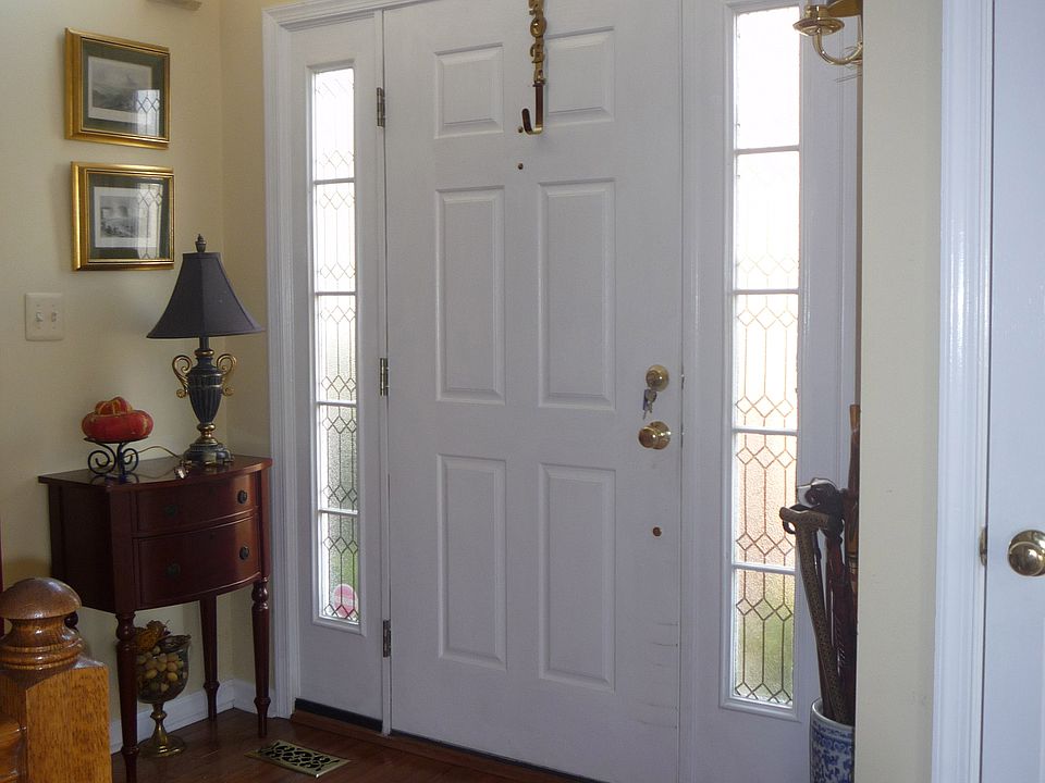 Entry foyer